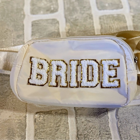 Handbags - NWOT White and Gold Bride Bag